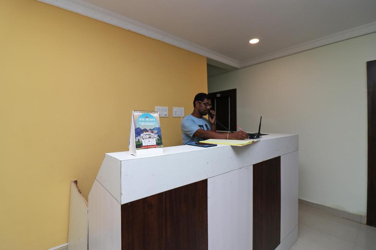 Oyo 27602 Hotel Green Space Bhubaneswar Exterior photo