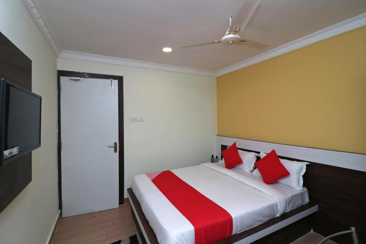 Oyo 27602 Hotel Green Space Bhubaneswar Exterior photo