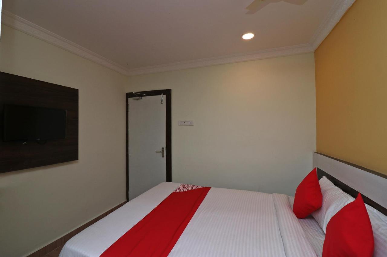 Oyo 27602 Hotel Green Space Bhubaneswar Exterior photo